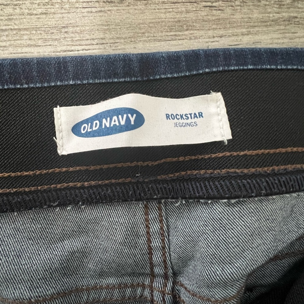 Old Navy Rockstar Jeggings - Picture 3 of 4